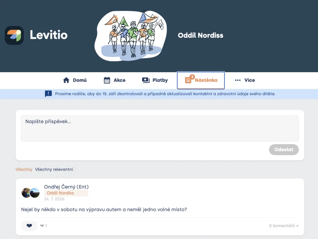 Nástěnka oddílu v portálu pro rodiče s polem „Napište příspěvek…“ a prvním příspěvkem