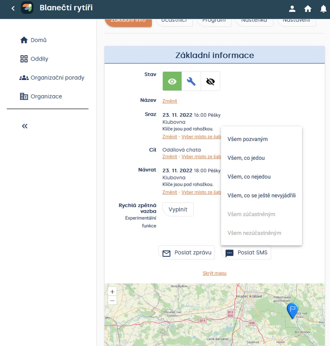 Detail akce se záložkou „Základní info“ a otevřenou nabídkou příjemců SMS: pozvaným, jedoucím, nejedoucím a dalším