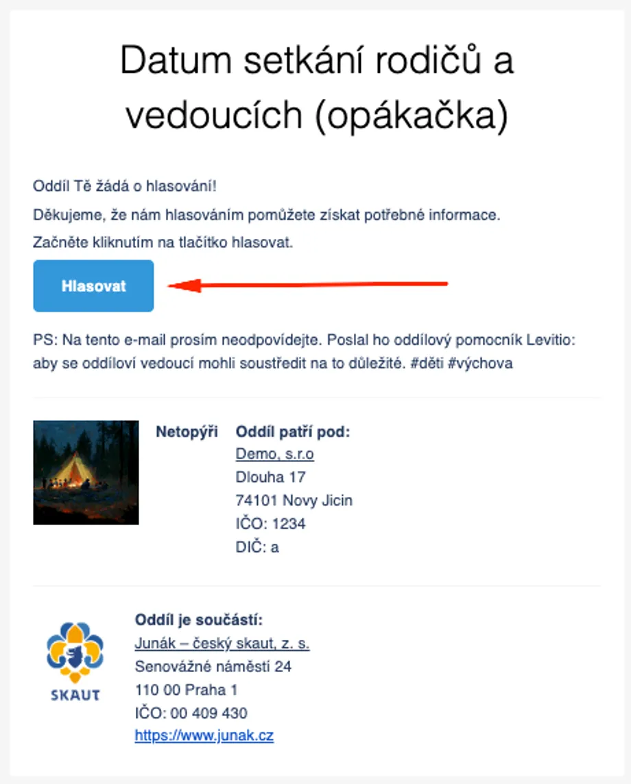 E-mail s výzvou k hlasování a tlačítkem „Hlasovat“ označeným šipkou